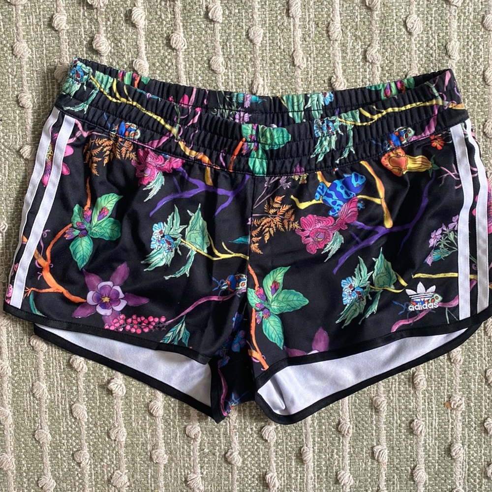Adidas Women’s Size M Athletic Shorts